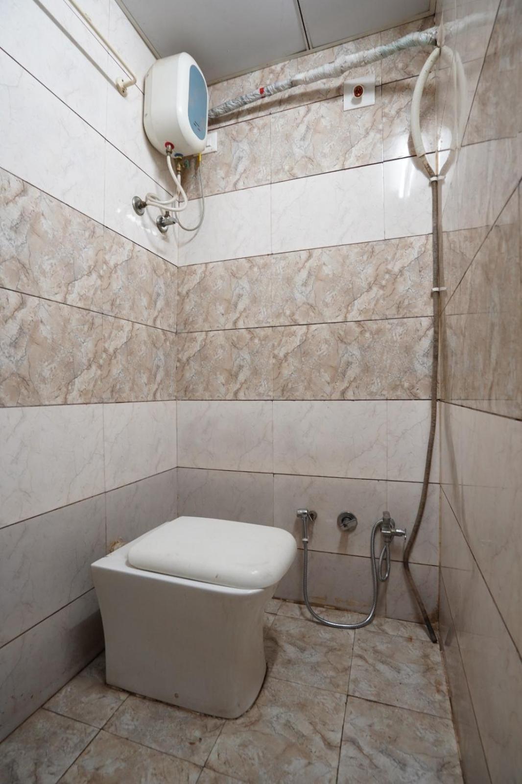 Hotel Sai Inn, Ahmedabad Airport Kültér fotó
