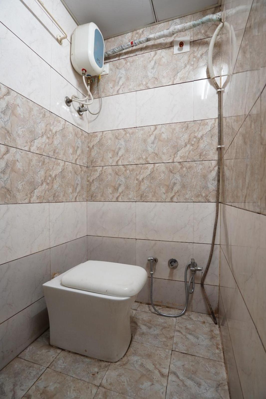 Hotel Sai Inn, Ahmedabad Airport Kültér fotó